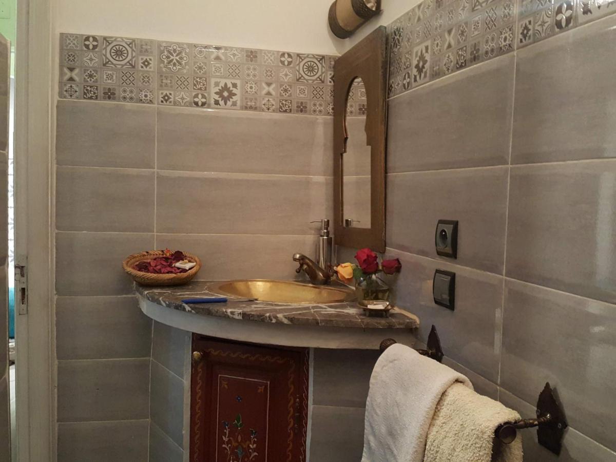 Riad Johnboy 3*